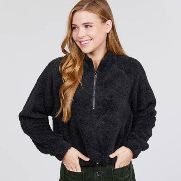 Tops - 🎀Long Dolman Sleeve Mock Neck Top🎀